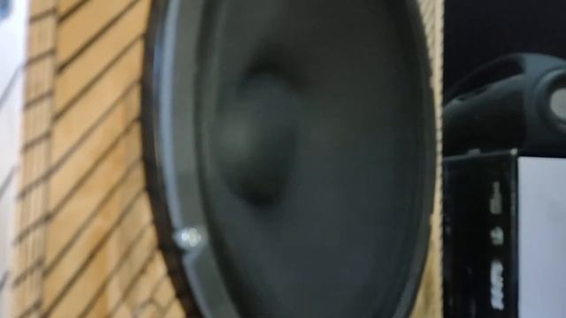 Volta PA-500 замер мощности на синусе 20Hz.