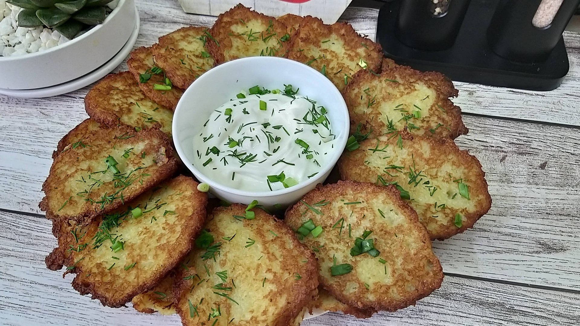 Самые вкусные ДРАНИКИ из картошки деруны! Все СЕКРЕТЫ приготовления. смотреть онлайн