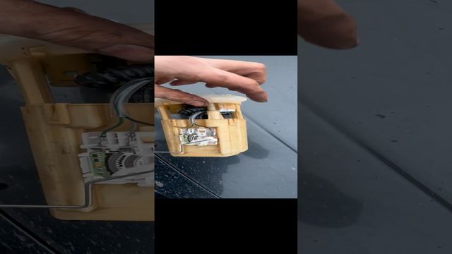 Почему уровень топлива показывает неправильно,большой расход топлива на автомобиле Hyundai Accent смотреть онлайн