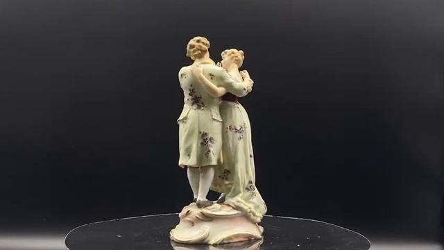 Антикварная статуэтка Германия 1894 - 1900 мануфактура Фолькштедт ( VolKatedt) смотреть онлайн