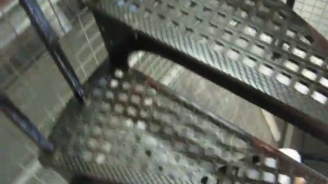 Climbing St. Paul's Cathedral -- Part 2/3: Steep Metal Stairs смотреть онлайн