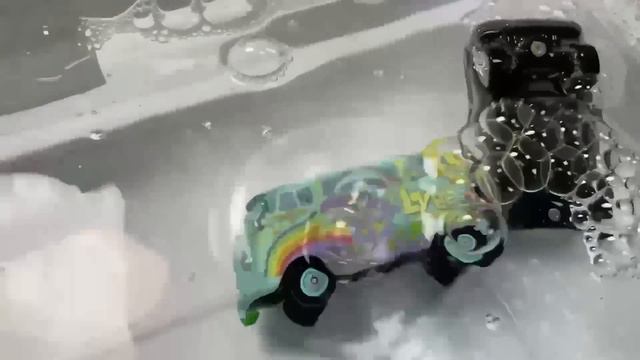 Looking For Lightning McQueen: Chick Hicks, Cruz Ramirez, Jackson Storm cars toy смотреть онлайн