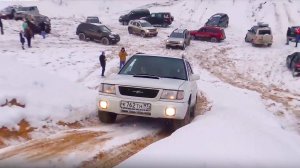 Дерзкие кроссоверы против брутальных внедорожников на бездорожье. Subaru, Renault Duster, УАЗ, Нива