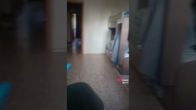 Like_7285970594956524299.mp4