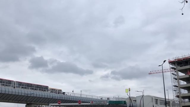 [Metro de Toulouse] Ligne A - Val 208 AG NG Siemens : placement rames 39 & 37 + rebroussement NG смотреть онлайн