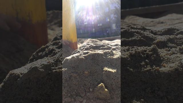 Делаем замок из песка смотреть онлайн
