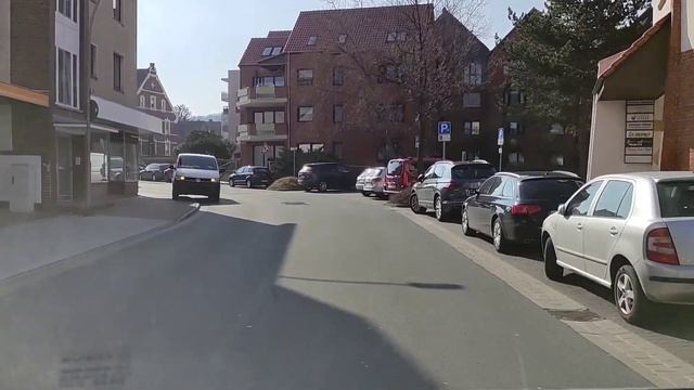 Большая прогулка по улочкам немецкого райцентра (Нижняя Саксония, г. Gehrden, 30.03.2021). смотреть онлайн