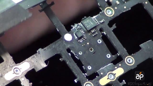 Macbook Pro retina 15-inch A1707 keyboard replacement / Macbook 15-inch A1707 toetsenbord vervangin смотреть онлайн