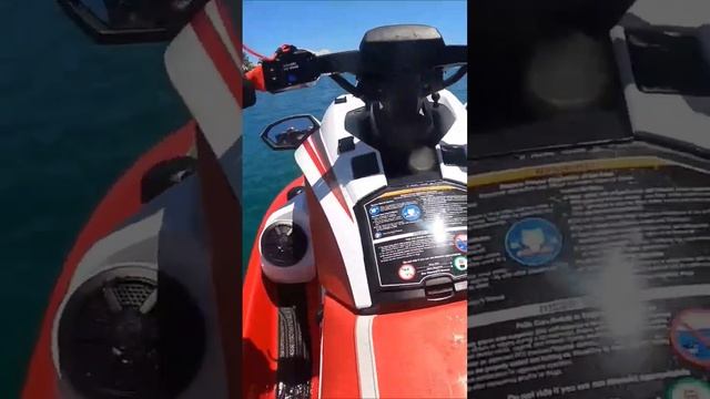 Yamaha GP1800R wide open throttle going out of the Jupiter Inlet смотреть онлайн
