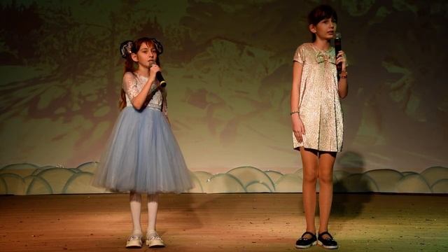 Диана Пацук и Ксения Образцова.  Песня 