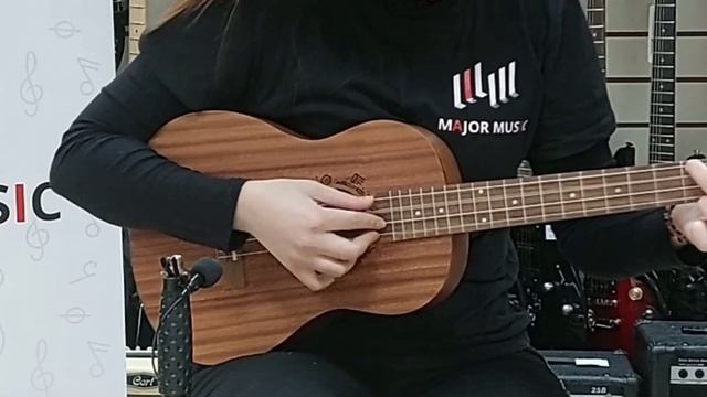 Укулеле баритон Flight NUB 310 | обзор от MAJOR MUSIC смотреть онлайн