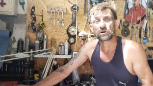 Гидроусилитель- шумит, гонит пену.