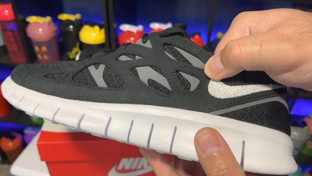 Nike Free Run 2 Black White Unboxing And Review! смотреть онлайн