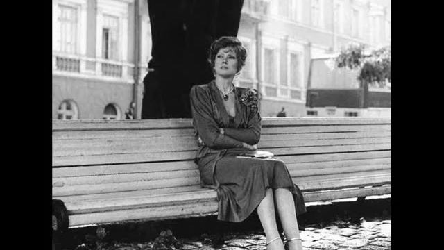 Lyudmila Gurchenko - Esche ne raz vy vspomnite menya... смотреть онлайн
