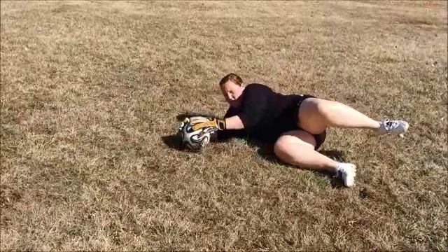 Tips to Dive Properly for Beginning Goal Keepers смотреть онлайн