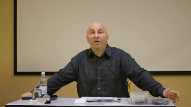 9 дурацких ошибок, которые совершает женщина, чтобы испортить себе жизнь Сатья смотреть онлайн
