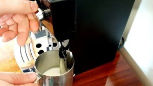 Эспрессо кофеварка Delonghi EC 820 - Espresso & Latte (Эспрессо и  латте) + Эксперт