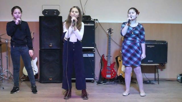 трио Василенко Яна 10 лет, Артёмова Эля 12 лет и Шиндина Таня 9 лет, город Ипатово - Осторожно дет смотреть онлайн