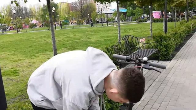 Обзор электросамоката Xiaomi M365