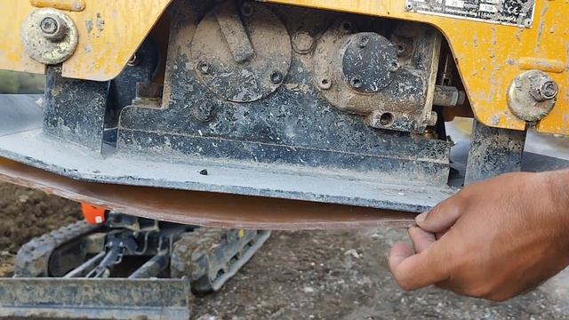 Como REVISAR y ENCENDER una PLANCHA COMPACTADORA UNIDIRECCIONAL❓ смотреть онлайн