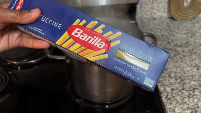 Mastering Fettuccine Alfredo with a Cajun Twist смотреть онлайн