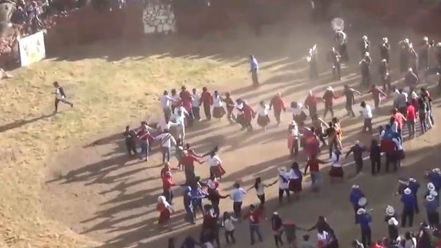 Dionisio Fernandez Cayampi - Previo a la corrida de toros Julio 2018 смотреть онлайн