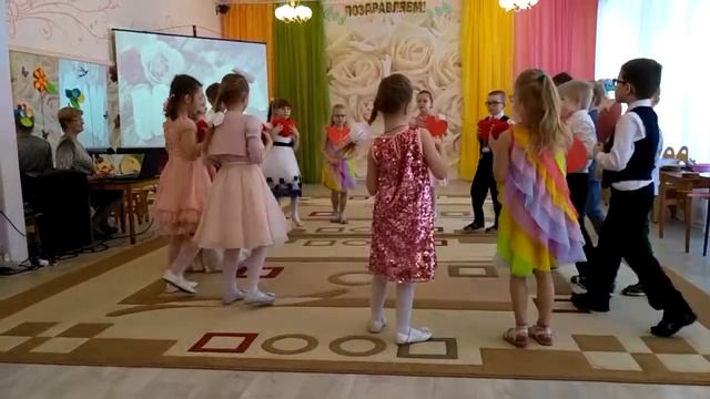 Подарок для мамы! Очень трогательно! смотреть онлайн