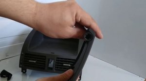 Ремонт Верхнего Бардачка Toyota avensis t25. Ремонт петель.