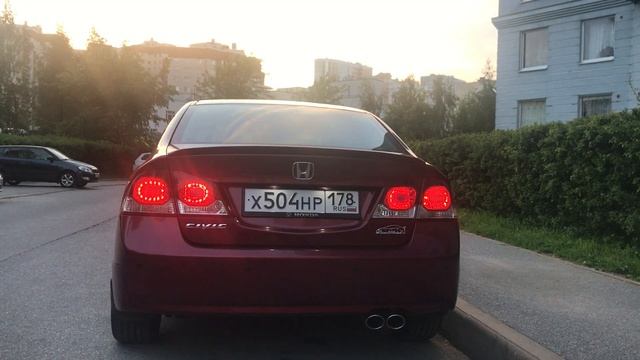 LED стоп-сигнал. 4 габарита, 2 стопа и 2 туманки Honda Civic 4d смотреть онлайн