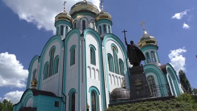 Храм святого равноапостольного князя Владимира г. Харьков (Свято-Владимирский храм) смотреть онлайн