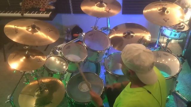 Hollies-He ain't heavy he's my brother/drum cover смотреть онлайн
