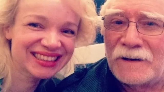 Жилье помогли купить... Кто и зачем купил квартиру Джигарханяну смотреть онлайн