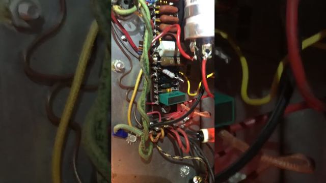 Vintage 1965 Epiphone Zephyr EA-15RVT Amplifier - Before & After on the bench смотреть онлайн