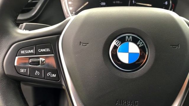 BMW 1 SERIES 2021 F40 118i REVIEW