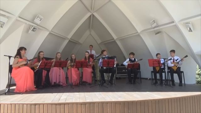"Музыкальный сувенир" на ретро-сцене парка Горького/"Musical Souvenir" at the Gorky Park retro scen смотреть онлайн