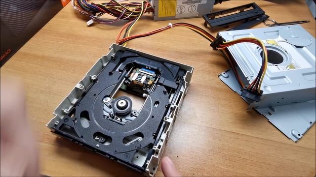 How to clean an optical CD DVD drive that is not reading disks anymore смотреть онлайн