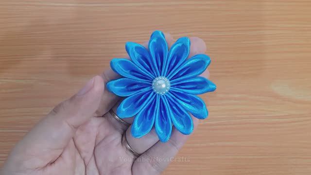 Цветы из ленты своими руками _ Удивительный цветок из ленты атласной смотреть онлайн