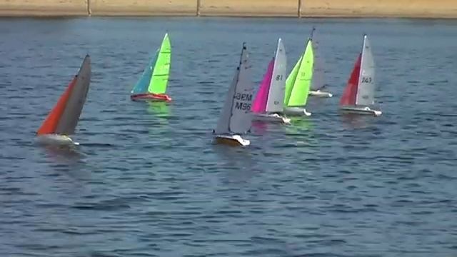 RC Sailboat Race - Micro Magic class смотреть онлайн
