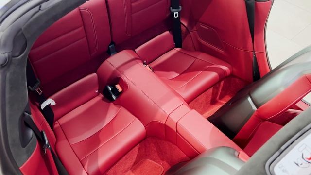 2022 Porsche 911 Targa 4 GTS - Interior and Exterior смотреть онлайн