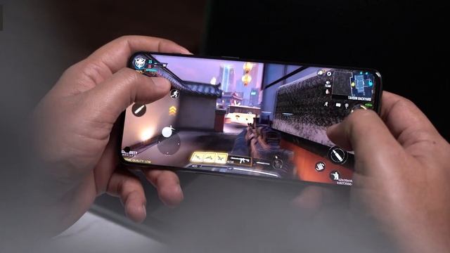 OnePlus 11R Vs OnePlus 11: The Right Choice ?? | GTR