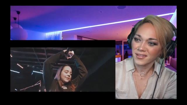 Reactor Just Jen Highlights | Highlights Just Jen Reacts | Just Jen Super Surprise! Reaction Time смотреть онлайн