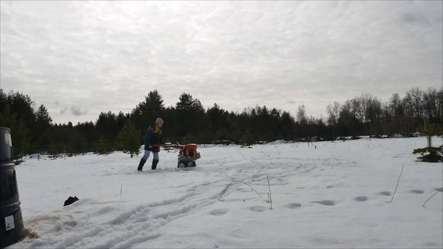 7 Кипор 510С. Покатушки вокруг ёлок Резюме смотреть онлайн