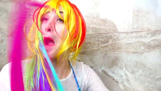 Bad Baby Вредные Детки превратили БАРБИ в РУСАЛКУ Mermaid Tail Kids Transform Barbie To Real Mermaid
