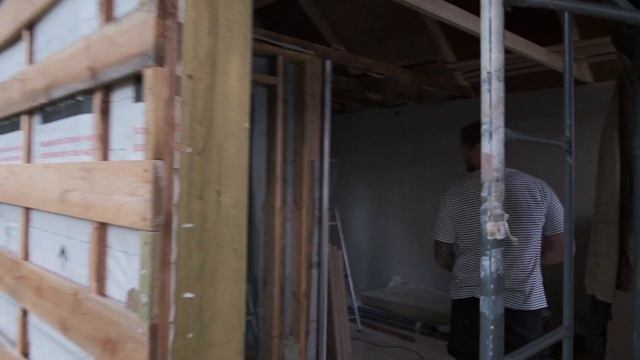 Глэмпинг. База отдыха. Как открыть. История создания. Начало стройки. Дизайн домов, обзор. Серия 4 смотреть онлайн