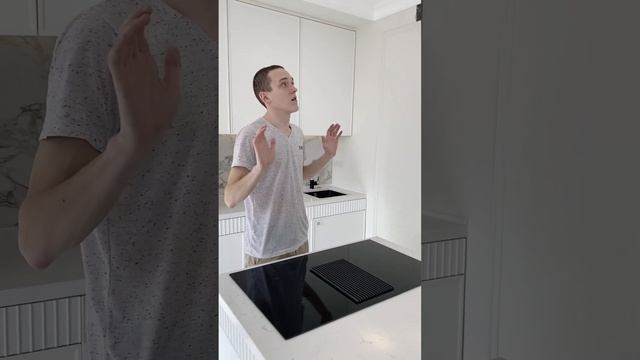 Обзор кухни с островком г.Казань смотреть онлайн