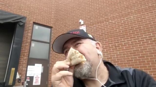 GOOD FELLAS TORONTO PIZZA REVIEW WOOD FIRE OVEN!!!!! TAILGATE PIZZA смотреть онлайн