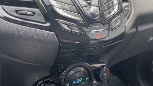 Ford Fiesta, 2015г. 35 939 км, 1.6, AMT (120 л.с.)видеообзор от Ильи Соловьева, автосалон Boston.