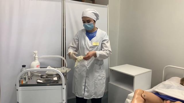 Катетеризация мочевого пузыря мужчины катетером Нелатона