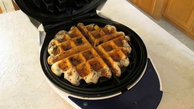 Oreo Waffles - How To Make An Oreo Cookie Waffle - PoorMansGourmet
