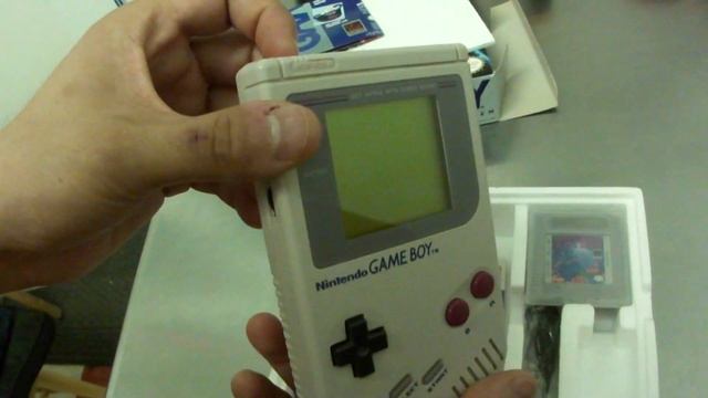 Nintendo Original Game Boy (1989) Unboxing смотреть онлайн